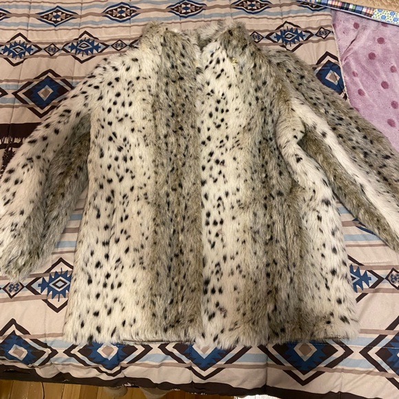 Vintage style leopard print faux fur coat - Picture 3 of 9